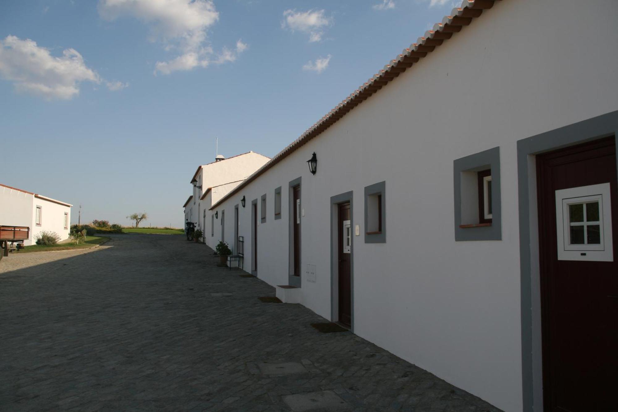 Monte Da Morena Agro-Turismo Serpa Eksteriør billede